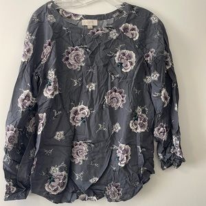 LOFT gray/purple floral top
